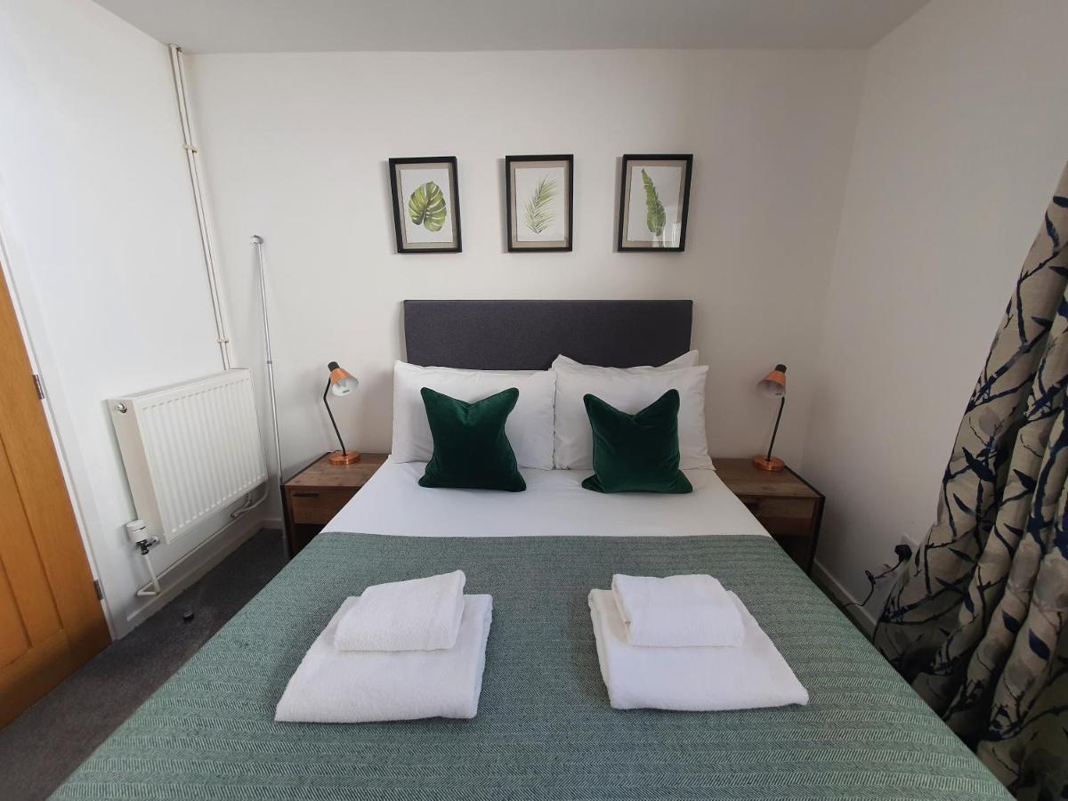 North Cambridge Guesthouse By Payman Club Екстер'єр фото